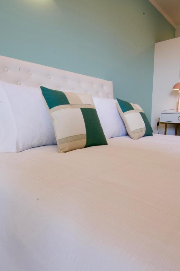 דירות מונטה גורדו Sunset Retreat 1A Linha De Mar מראה חיצוני תמונה